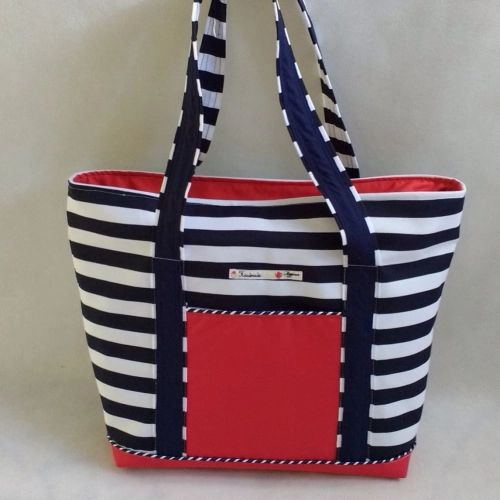 TKANINA WODOODPORNA Paseczki granatowo-białe (1,8 cm)