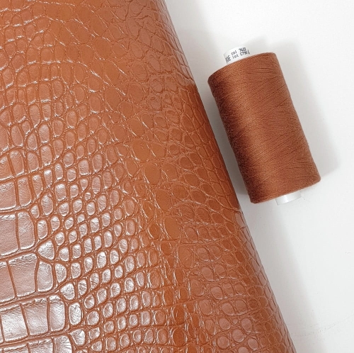Ekoskóra kaletnicza skóra krokodyla mała - kolor brązowy