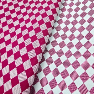 ŻAKARD WODOODPORNY Rombiki szachownica różowa ciemna