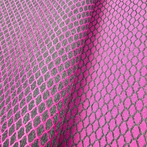 ŻAKARD WODOODPORNY Siateczka drobna różowa na grafitowym