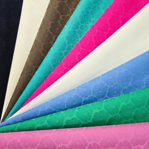 ŻAKARD WODOODPORNY Kwiaty 3D ecru