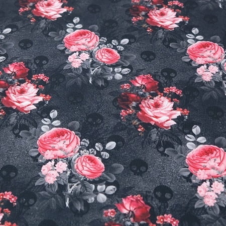 róże i czaszki czarne1.jpg