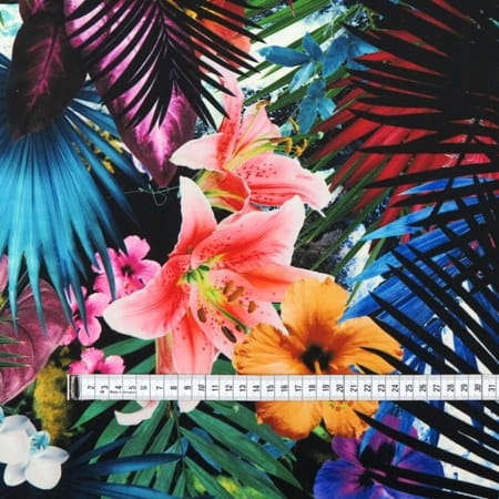 welur kwiaty ciemne miarka.JPG