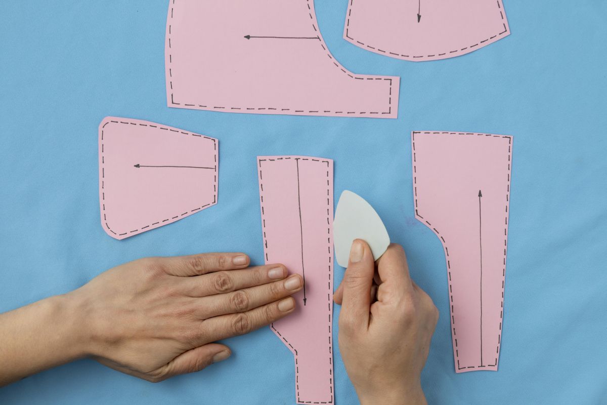 Papierowe czy elektroniczne? Porównanie wykrojów dla początkujących i zaawansowanych